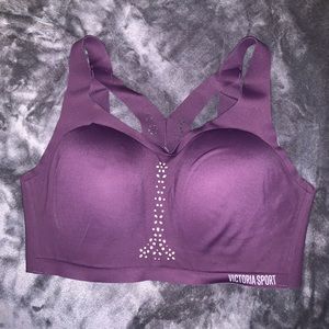 Victoria Secret Sports Bra 36DD